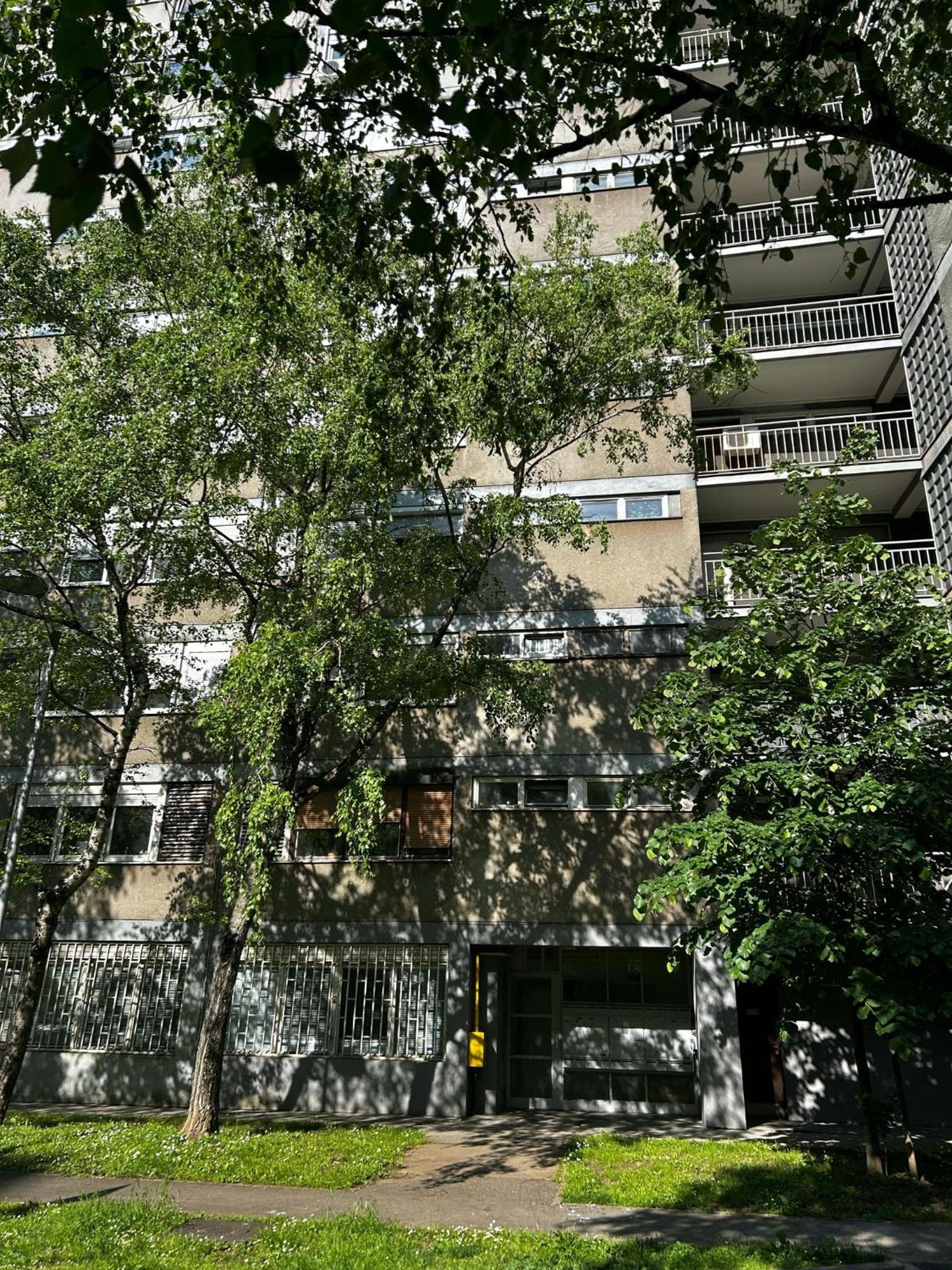 Apartman Station